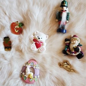 Holiday Pins bundle of 7